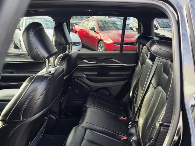 new 2025 Jeep Grand Cherokee car, priced at $44,900