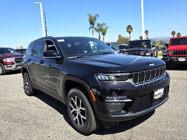 new 2025 Jeep Grand Cherokee car, priced at $44,900