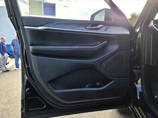 new 2025 Jeep Grand Cherokee car, priced at $44,900
