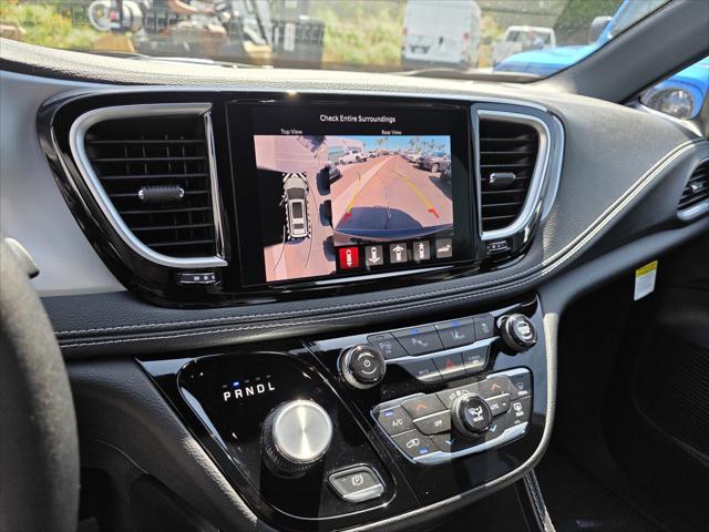 new 2025 Chrysler Pacifica Hybrid car, priced at $49,900
