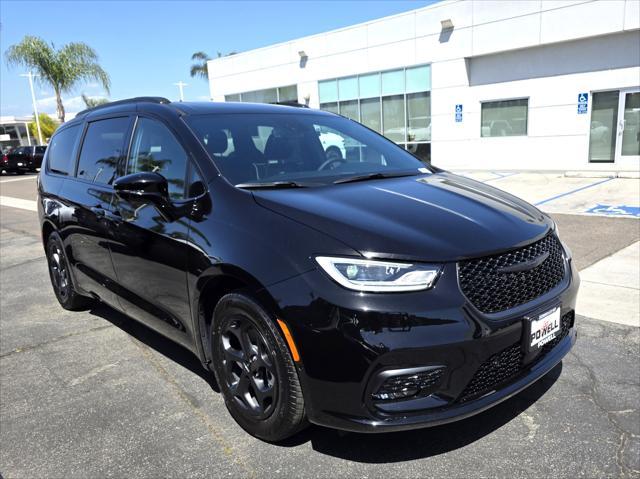 new 2025 Chrysler Pacifica Hybrid car, priced at $49,900