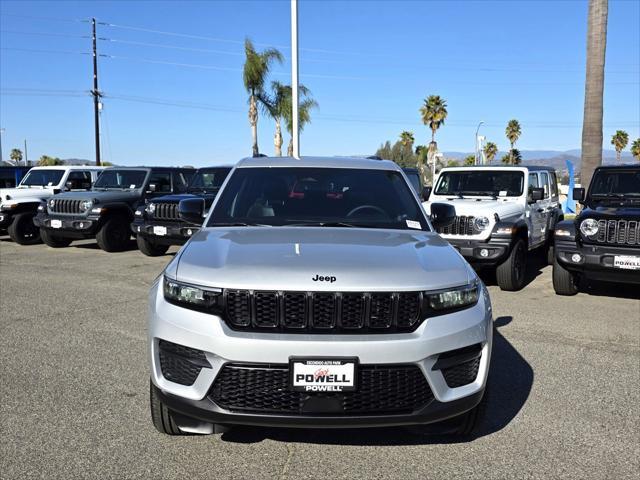new 2025 Jeep Grand Cherokee car, priced at $42,700