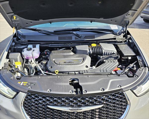 new 2025 Chrysler Pacifica car, priced at $39,900