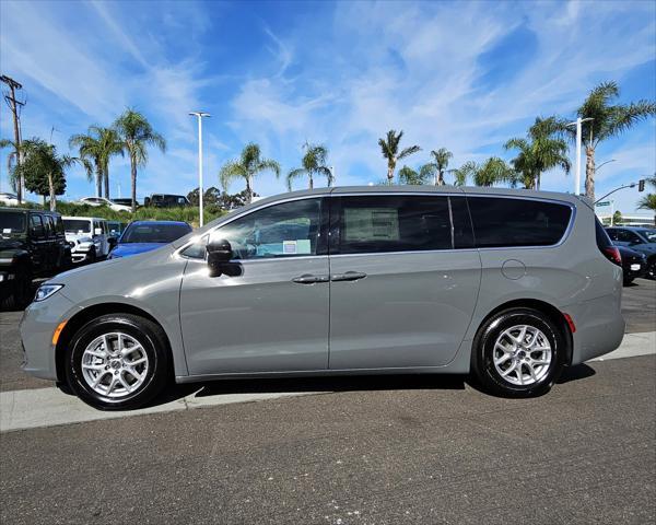 new 2025 Chrysler Pacifica car, priced at $41,900