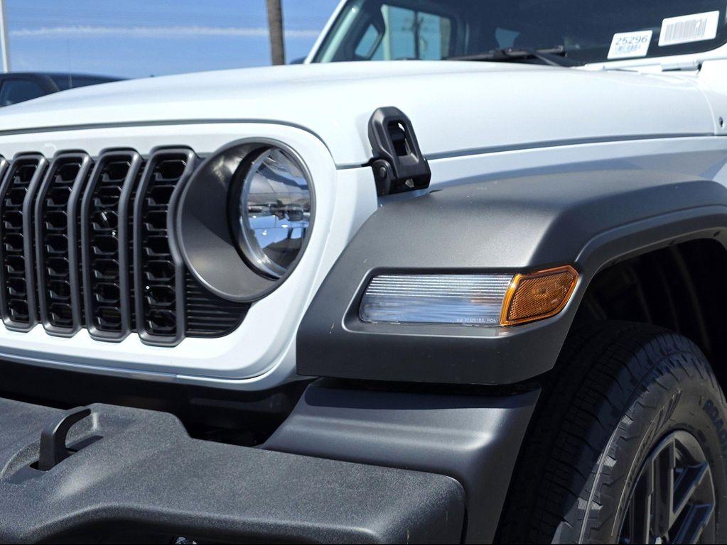 new 2025 Jeep Wrangler car, priced at $42,085