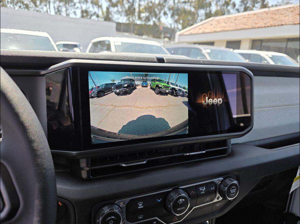 new 2025 Jeep Wrangler car, priced at $42,085