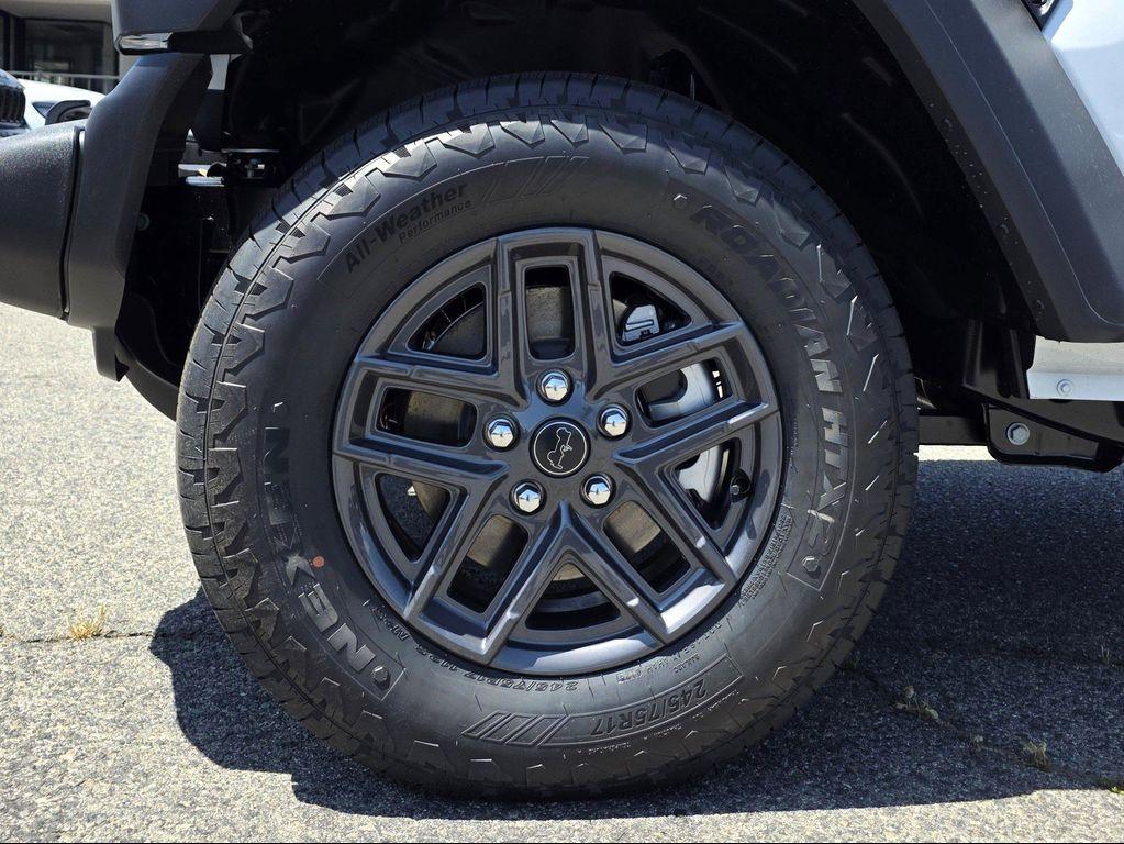 new 2025 Jeep Wrangler car, priced at $42,085