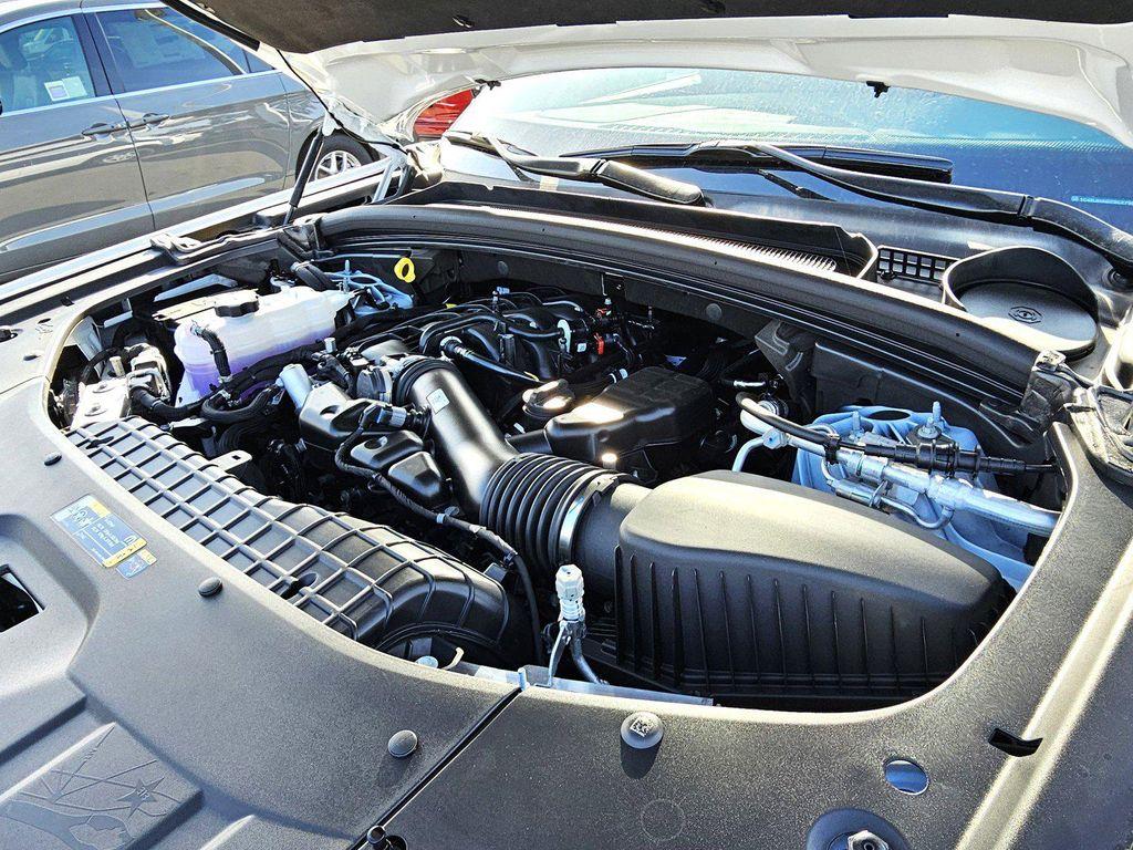 new 2025 Jeep Grand Cherokee car, priced at $37,900