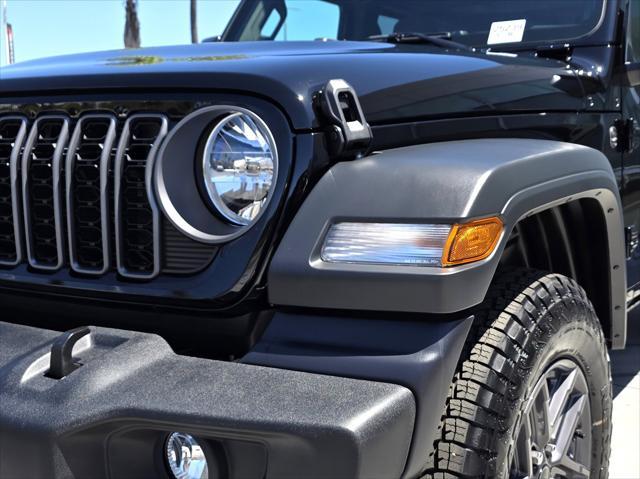 new 2025 Jeep Wrangler car, priced at $43,500