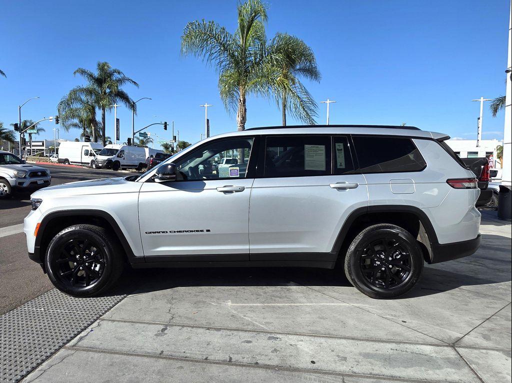 used 2024 Jeep Grand Cherokee L car, priced at $33,900