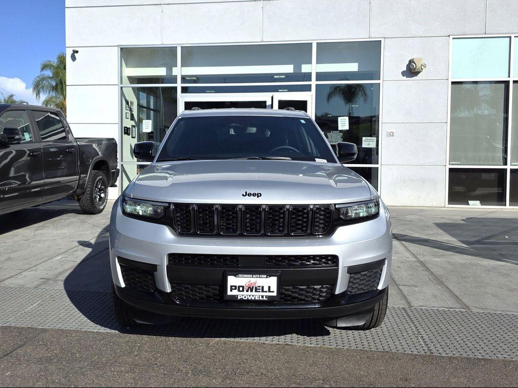 used 2024 Jeep Grand Cherokee L car, priced at $33,900