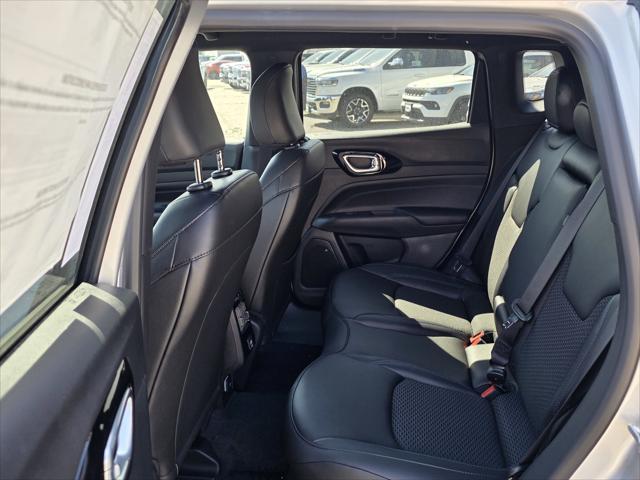 new 2025 Jeep Compass car, priced at $28,900