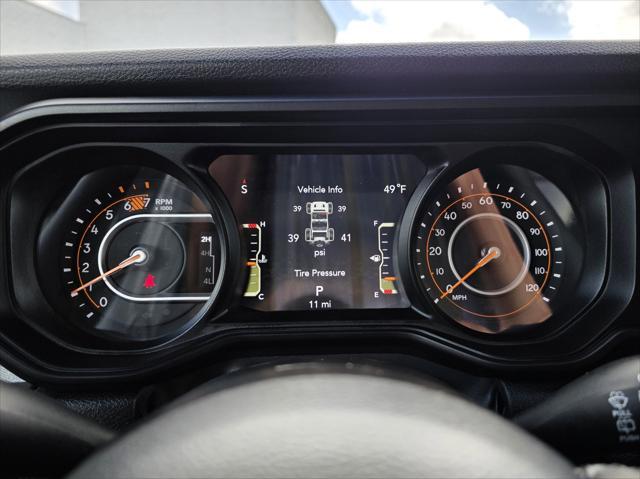 new 2025 Jeep Wrangler car, priced at $48,100
