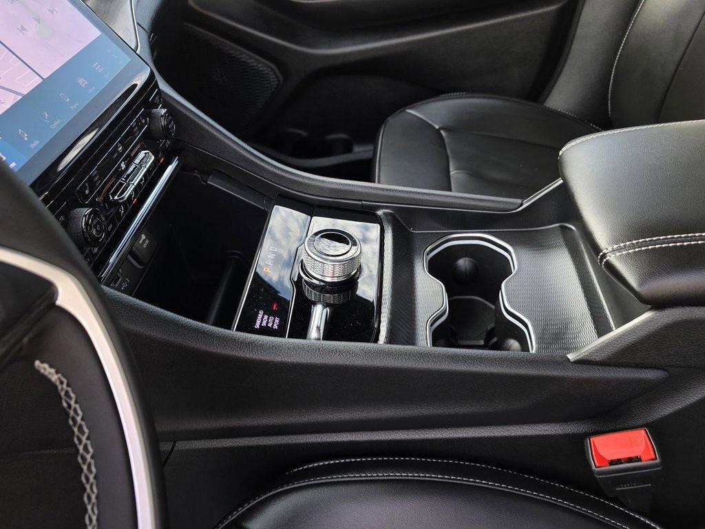new 2025 Jeep Grand Cherokee car, priced at $47,800