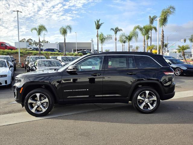 new 2025 Jeep Grand Cherokee car, priced at $49,900