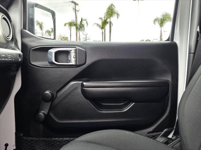 used 2021 Jeep Wrangler Unlimited car, priced at $31,900