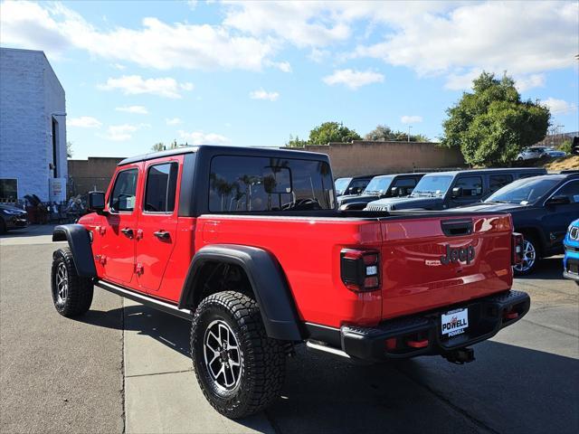 new 2025 Jeep Gladiator car, priced at $55,400