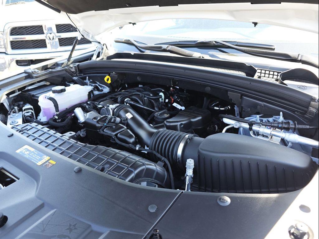 new 2025 Jeep Grand Cherokee L car, priced at $44,900