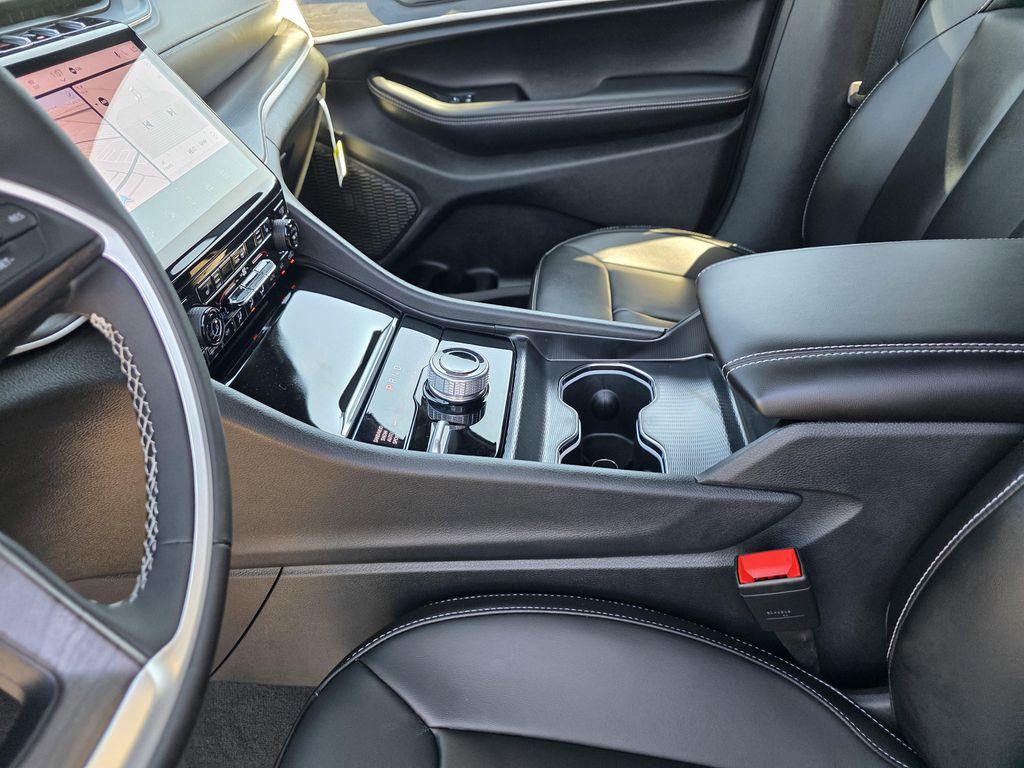 new 2025 Jeep Grand Cherokee L car, priced at $44,900