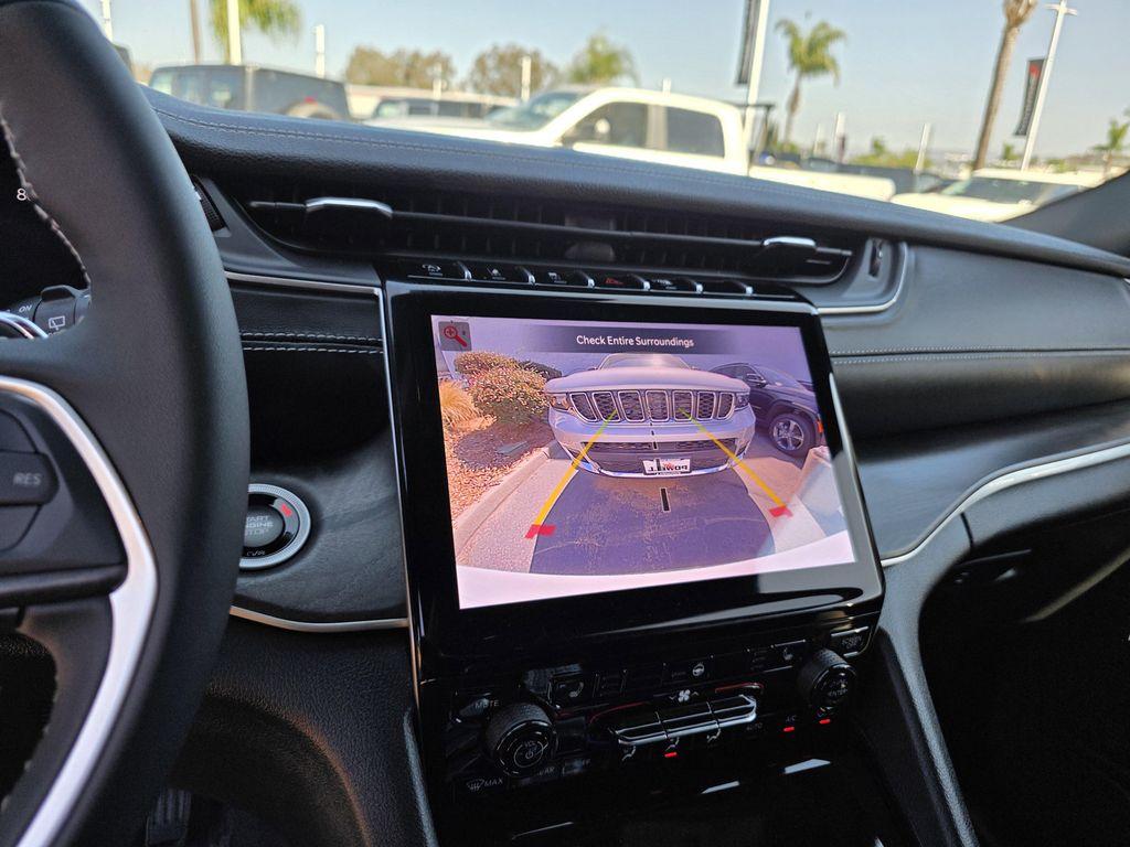 new 2025 Jeep Grand Cherokee L car, priced at $44,900