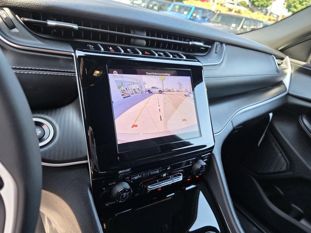 new 2025 Jeep Grand Cherokee L car, priced at $31,900