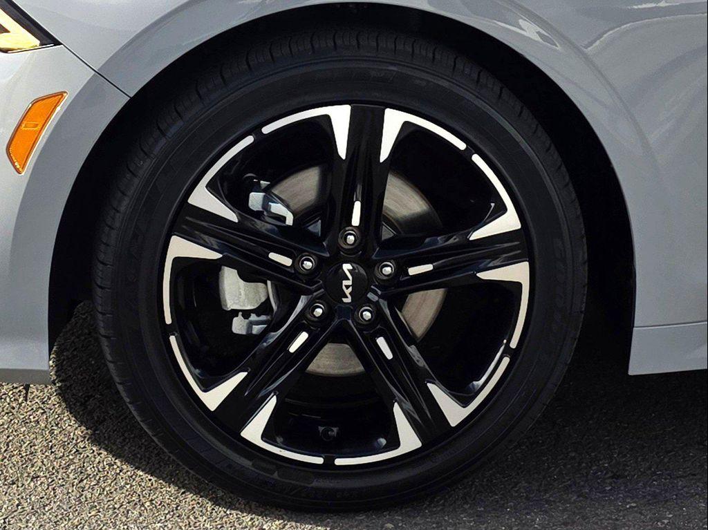 used 2024 Kia K5 car, priced at $27,900