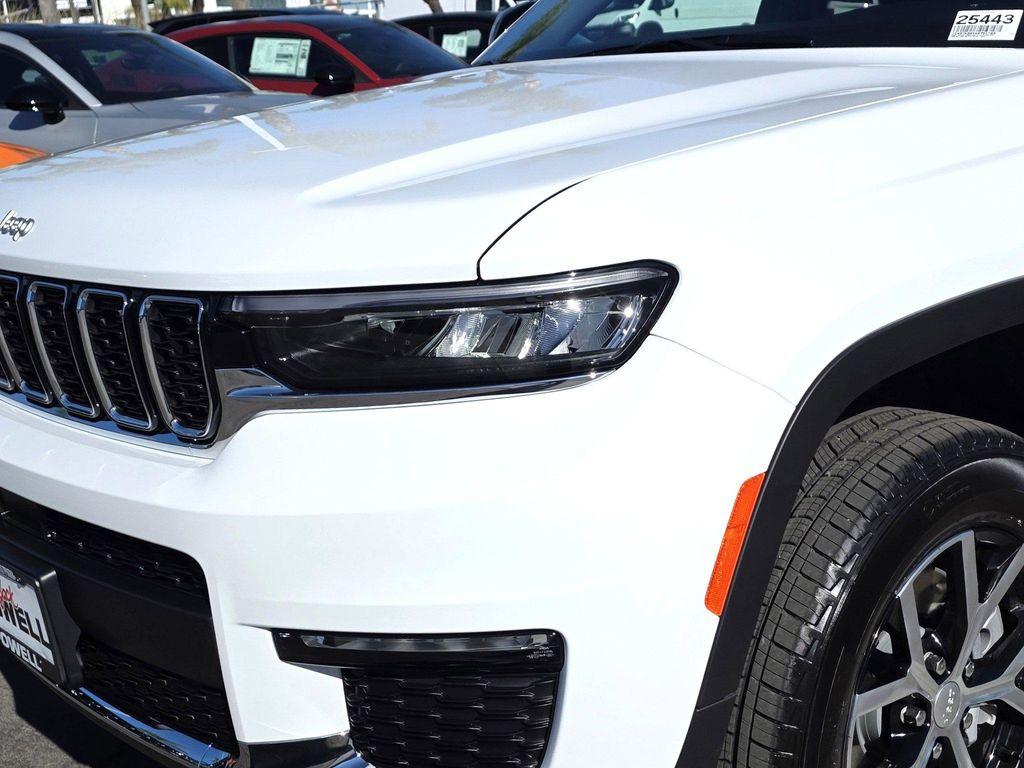new 2025 Jeep Grand Cherokee L car, priced at $41,900