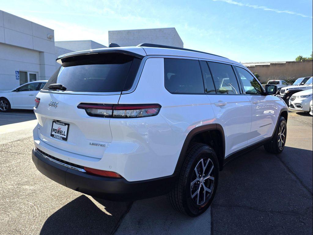 new 2025 Jeep Grand Cherokee L car, priced at $41,900