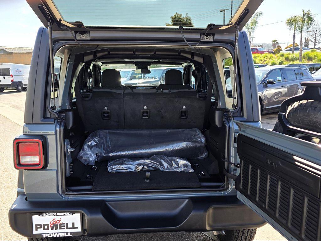 new 2025 Jeep Wrangler car, priced at $41,900