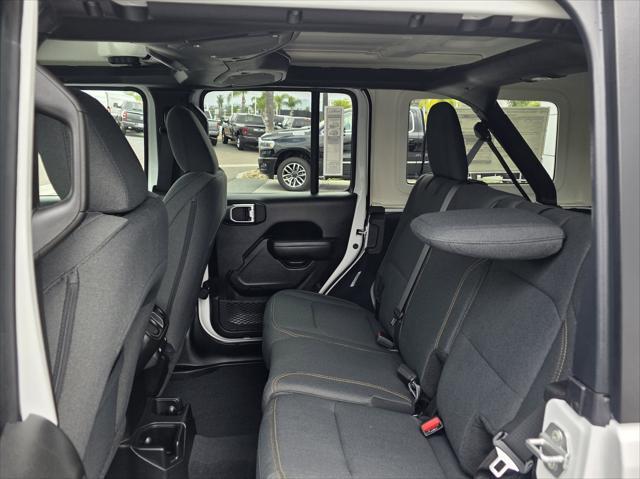 new 2025 Jeep Wrangler car, priced at $44,800