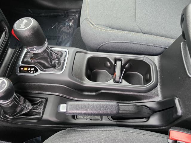 new 2025 Jeep Wrangler car, priced at $44,800