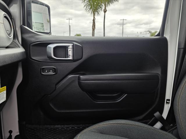 new 2025 Jeep Wrangler car, priced at $44,800