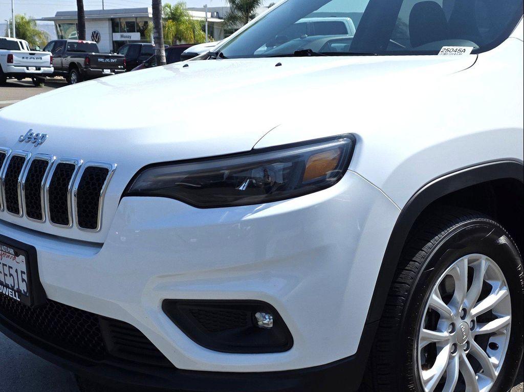 used 2019 Jeep Cherokee car, priced at $15,900