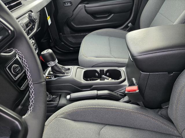 new 2025 Jeep Wrangler car, priced at $43,600