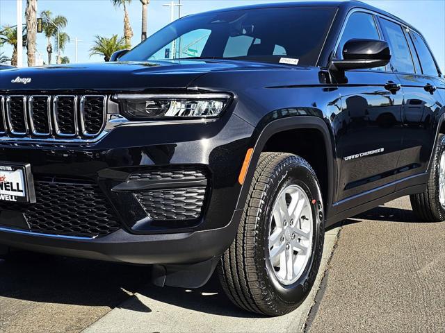 new 2025 Jeep Grand Cherokee car, priced at $38,900