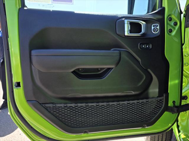 new 2025 Jeep Wrangler car, priced at $44,500
