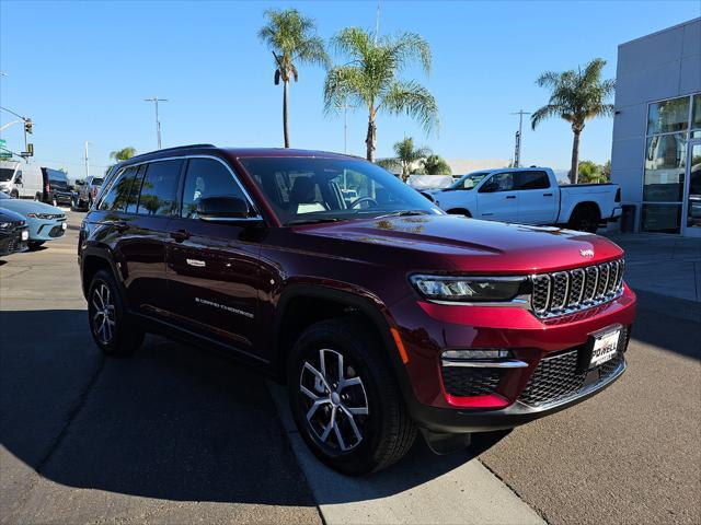 new 2025 Jeep Grand Cherokee car, priced at $44,295