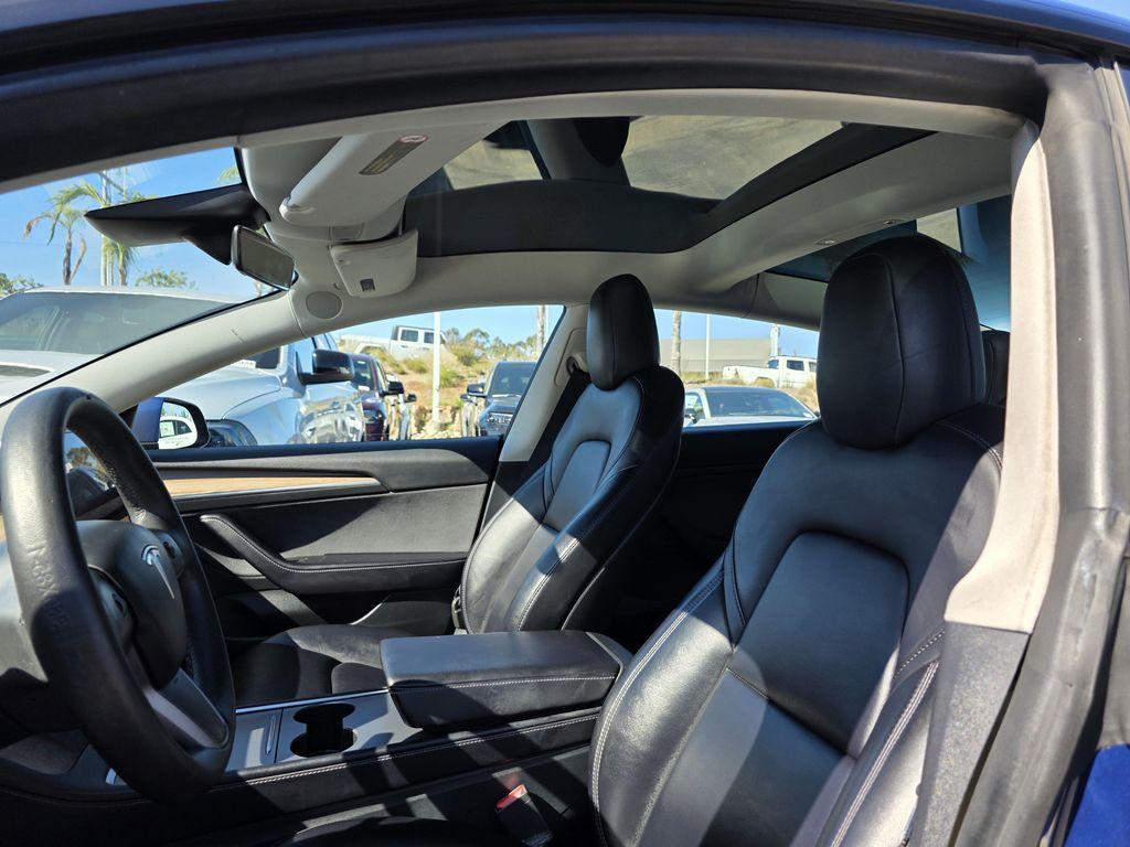 used 2022 Tesla Model 3 car, priced at $20,900