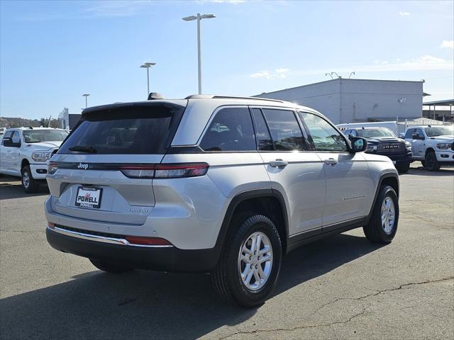 new 2025 Jeep Grand Cherokee car, priced at $34,400