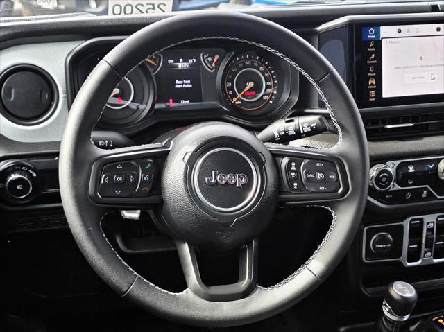 new 2025 Jeep Wrangler car, priced at $41,900