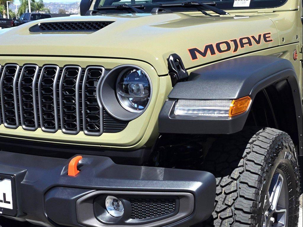 new 2025 Jeep Gladiator car, priced at $48,900