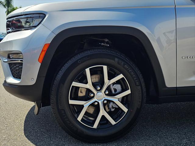 new 2024 Jeep Grand Cherokee car, priced at $45,400