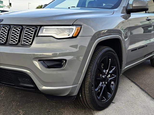 used 2022 Jeep Grand Cherokee car, priced at $28,900