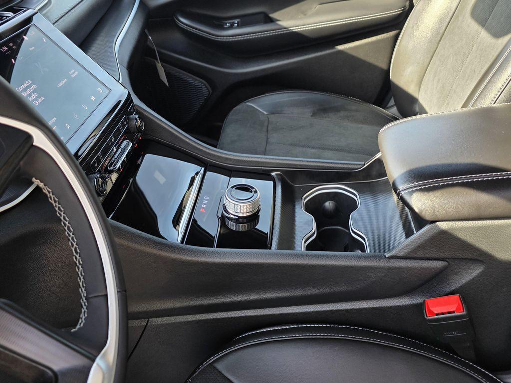 new 2025 Jeep Grand Cherokee car, priced at $36,980