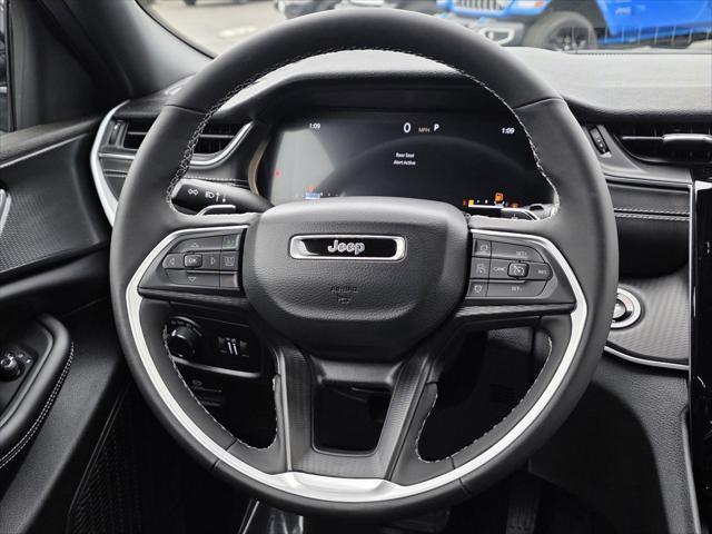 new 2025 Jeep Grand Cherokee L car, priced at $41,900