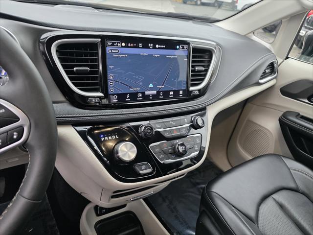 used 2024 Chrysler Pacifica Hybrid car, priced at $36,900