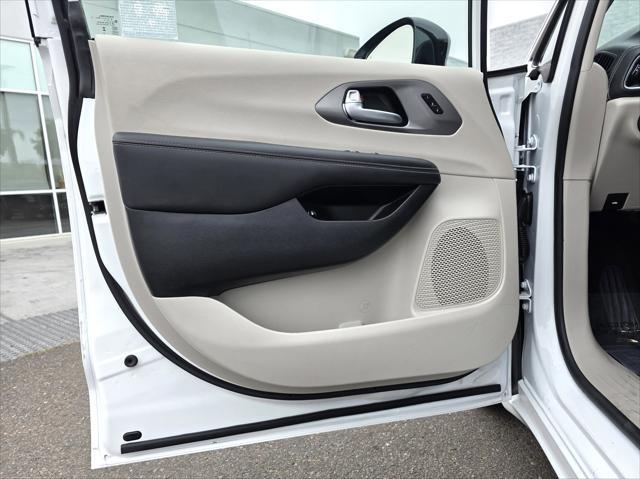 used 2024 Chrysler Pacifica Hybrid car, priced at $36,900
