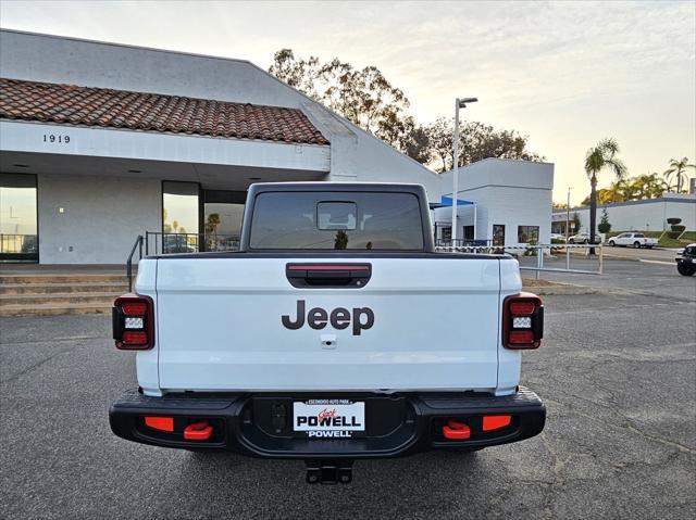 new 2025 Jeep Gladiator car, priced at $54,400