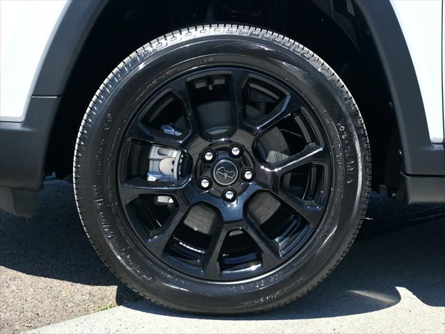 new 2025 Jeep Compass car, priced at $28,500