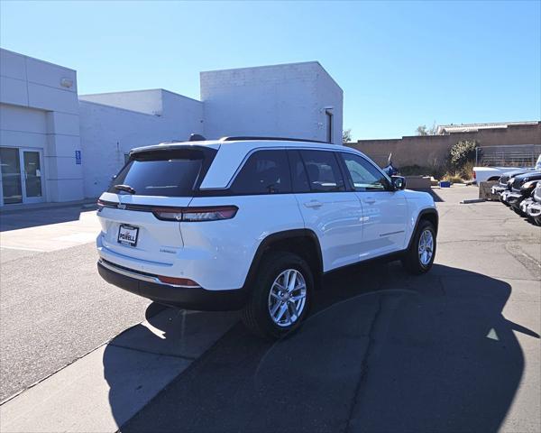 new 2025 Jeep Grand Cherokee car, priced at $42,375